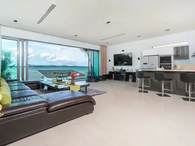 Villa vue mer 5 chambres avec piscine privée à louer à Rawai