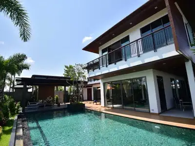 The Lake House – Villa 4 chambres à louer à Choeng Thale