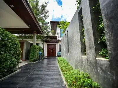 The Lake House – Villa 4 chambres à louer à Choeng Thale