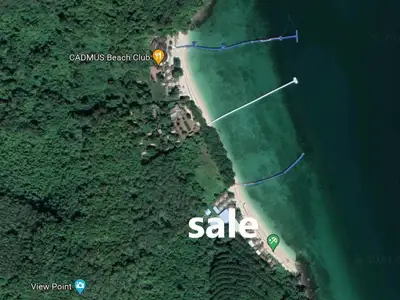 Terrain de 84 rais en bord de plage de sable à vendre sur l'île de Naka Yai, Phuket