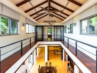 Villa vue mer 5 chambres de 2 092,4 m² à vendre à Ao Por, Phuket