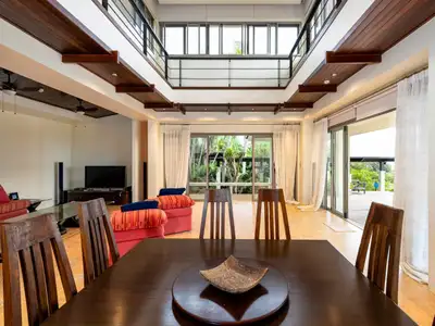 Villa vue mer 5 chambres de 2 092,4 m² à vendre à Ao Por, Phuket