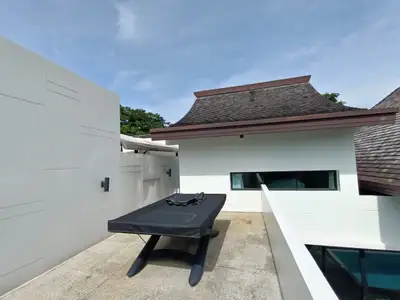 Villa avec piscine 3 chambres, terrain de 263,60 m², piscine privée, à vendre à Choeng Thale, Phuket