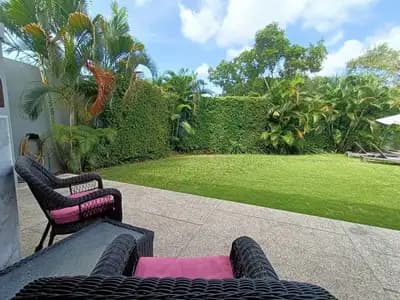 Boutique Pool Villa 3 chambres de 360,80 m² avec piscine privée à vendre à Choeng Thale, Phuket