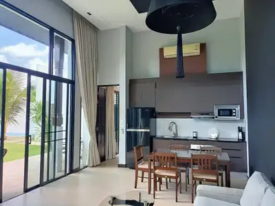 Boutique Pool Villa 3 chambres de 360,80 m² avec piscine privée à vendre à Choeng Thale, Phuket
