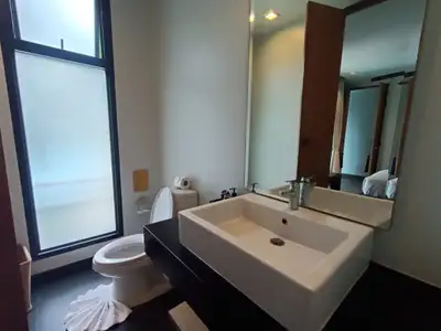 Villa 2 chambres avec piscine privée, terrain de 223 m², à vendre à Choeng Thale, Phuket