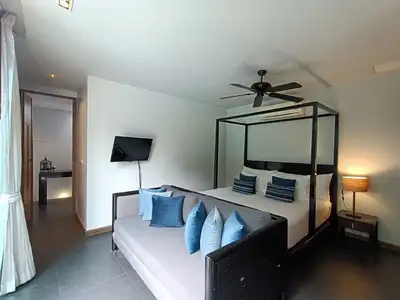 Villa 2 chambres avec piscine privée, terrain de 223 m², à vendre à Choeng Thale, Phuket