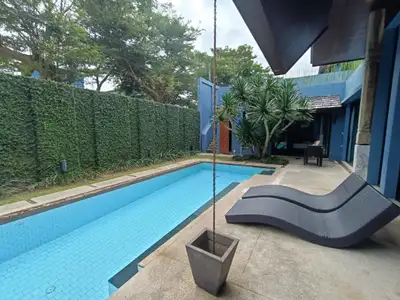 Villa 2 chambres avec piscine privée, terrain de 223 m², à vendre à Choeng Thale, Phuket
