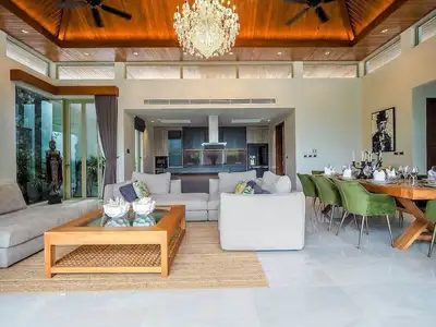Botanica Bangtao – Villa 4 chambres avec piscine privée à louer à Choeng Thale
