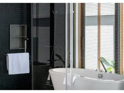 Botanica Modern Loft – Villa 3 chambres avec piscine privée à Choeng Thale