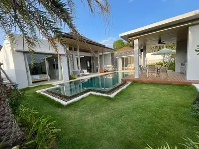 Botanica The Lakeside – 3 chambres avec piscine privée à louer à Layan