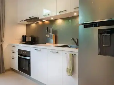 Trichada Villa – 3 chambres avec piscine privée à louer à Choeng Thale