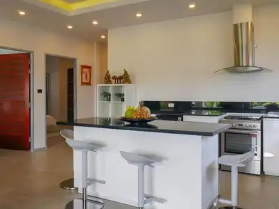 Belle villa 3 chambres avec piscine privée à vendre près de Layan Beach