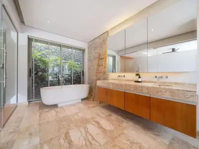 Botanica Bangtao Beach – 4 chambres avec piscine privée à louer