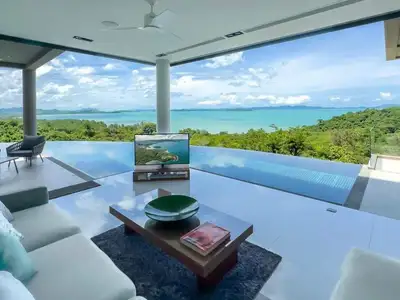 Superbe villa vue mer à vendre à Pa Khlok, Phuket