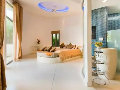 Villa 4 chambres avec vue montagne à Ban Tha Maphrao, Phuket