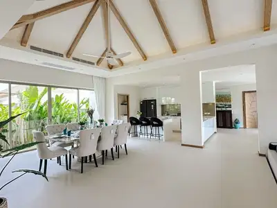 Trichada Villa – 4 chambres avec piscine privée à louer à Choeng Thale