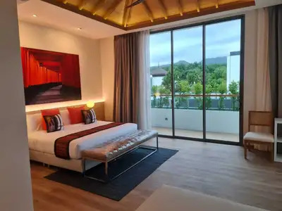 The Teak Villa – 5 chambres avec piscine privée à louer à Choeng Thale