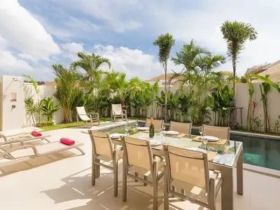 Trichada Villa – 3 chambres avec piscine privée à louer à Choeng Thale