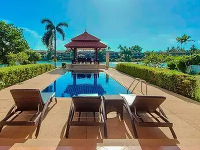 Laguna vue lac – 4 chambres avec piscine privée à louer à Choeng Thale