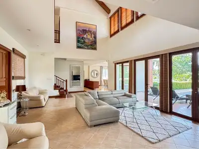 Laguna vue lac – 4 chambres avec piscine privée à louer à Choeng Thale