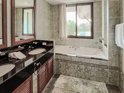 Laguna vue lac – 4 chambres avec piscine privée à louer à Choeng Thale