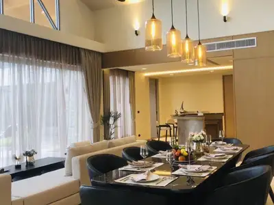 Villas de luxe à vendre à Phuket – Erawana Grand près de Layan Beach