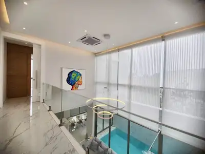 Villa moderne 3 chambres avec piscine privée à Ban Don, Phuket
