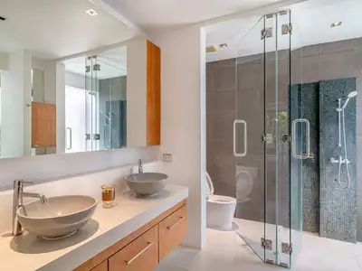 Luxueuse villa avec piscine 3 chambres à Bang Tao, Phuket – Emplacement de choix près du golf de Laguna