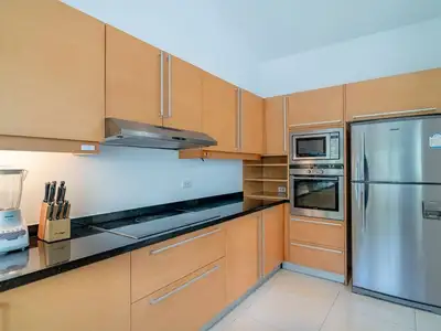 Luxueuse villa avec piscine 3 chambres à Bang Tao, Phuket – Emplacement de choix près du golf de Laguna