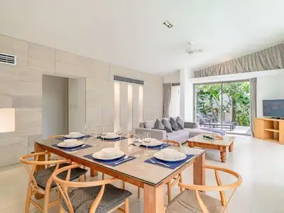 Luxueuse villa avec piscine 3 chambres à Bang Tao, Phuket – Emplacement de choix près du golf de Laguna
