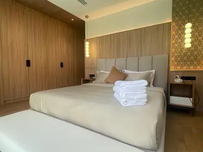 Erawana : luxueuse villa avec piscine 4 chambres à vendre à Choeng Thale, Phuket
