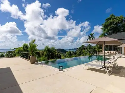 Villa avec piscine privée 5 chambres vue mer près de Surin Beach, Choeng Thale