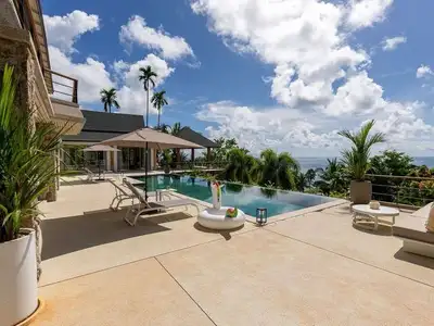 Villa avec piscine privée 5 chambres vue mer près de Surin Beach, Choeng Thale