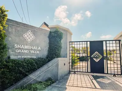 Élégante villa avec piscine 2 chambres en location annuelle à Choeng Thale, Phuket