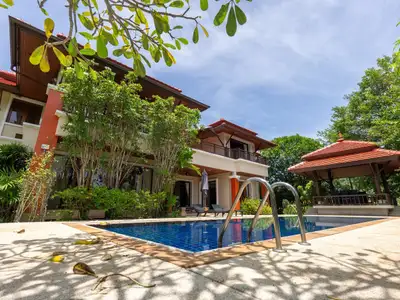 Angsana Laguna Villa – Villa avec piscine 4 chambres et grand jardin à louer près de la plage de Bang Tao