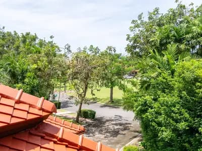 Angsana Laguna Villa – Villa avec piscine 4 chambres et grand jardin à louer près de la plage de Bang Tao