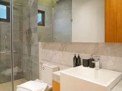 Luxueuse villa de designer 4 chambres avec mobilier haut de gamme à Botanica Foresta