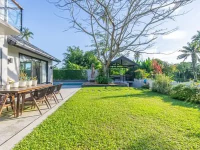 Spacieuse villa avec vue golf et piscine privée à louer à Kathu, Phuket