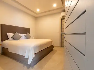 Villa moderne 3 chambres avec piscine & toit-terrasse à Laguna-Layan-Bangtao, Phuket