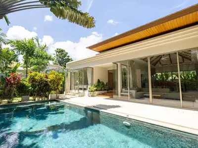 Trichada Villa – Maison avec piscine 3 chambres à Cherngtalay, Phuket