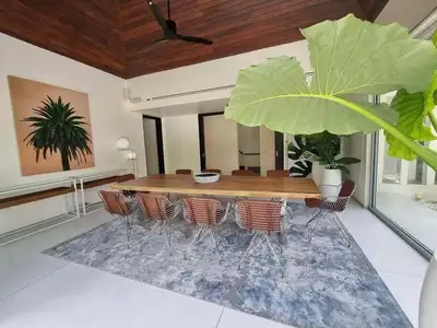 Spacieuse villa avec piscine 4 chambres à louer à Layan