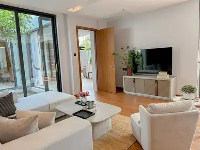 Villa Botanica : élégante villa avec piscine 4 chambres à louer à Layan