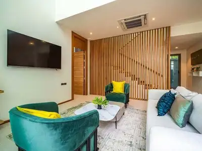 Villa de luxe avec piscine 5 chambres à louer à Pasak