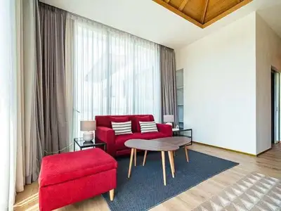 Villa de luxe avec piscine 5 chambres à louer à Pasak