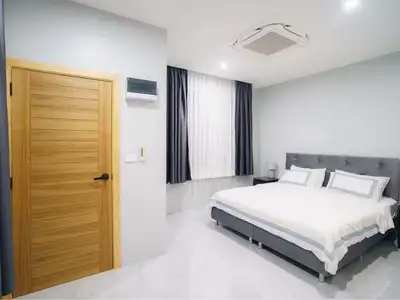 Luxueuse villa avec piscine 6 chambres à louer à Bang Tao