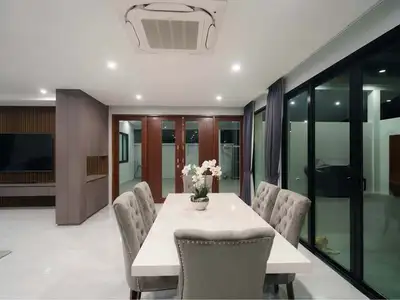 Luxueuse villa avec piscine 6 chambres à louer à Bang Tao