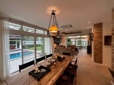 Charmante villa avec piscine 4 chambres à louer à Layan, Thalang, Phuket