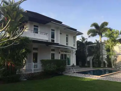 Charmante villa avec piscine 4 chambres à louer à Layan, Thalang, Phuket