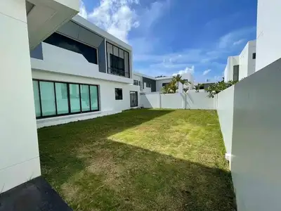Superbe villa 4 chambres près d'IKEA Phuket avec équipements modernes